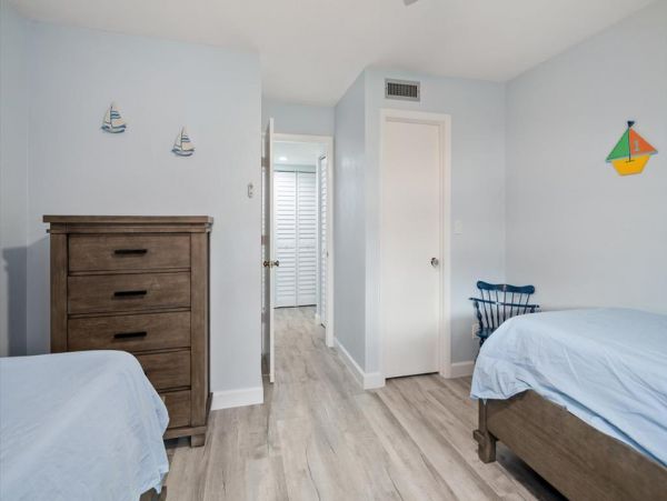 Marco Island Condo 1010778