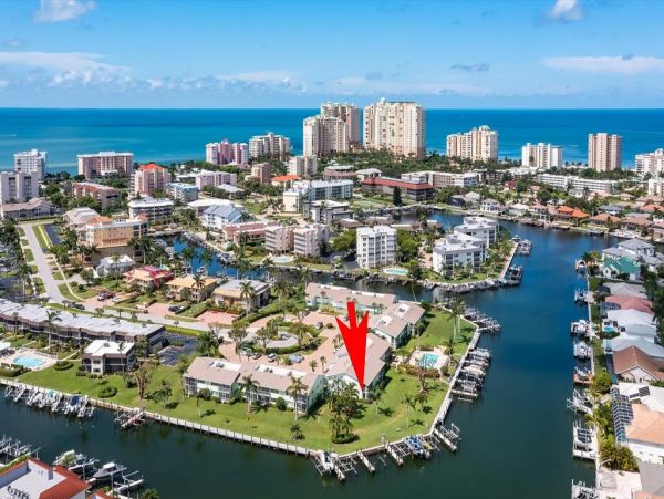 Marco Island Condo 1010778