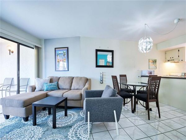Marco Island Condo 1010782