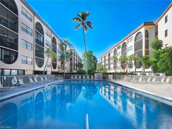 Marco Island Condo 1010782