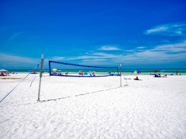 A Rare Three Bedroom Siesta Key Accommodation
