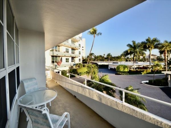 Two Bedroom Two Bathroom Beachfront Condo