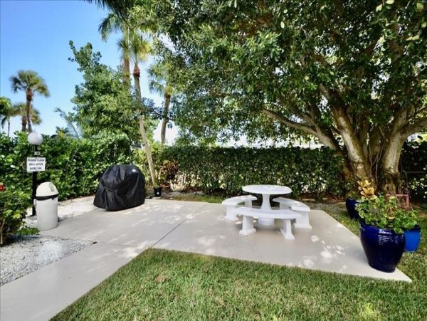 Two Bedroom Two Bathroom Beachfront Condo