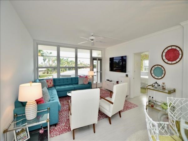 Two Bedroom Two Bathroom Beachfront Condo