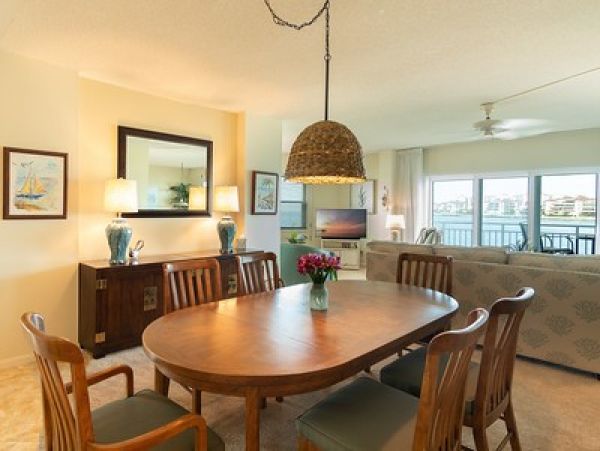 Marco Island Condo 1010787