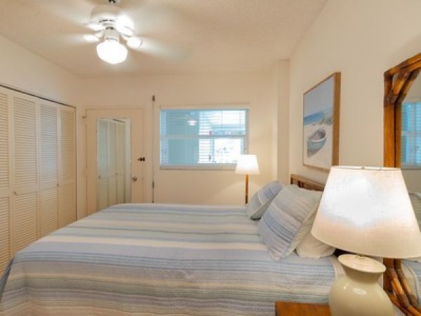 Marco Island Condo 1010787
