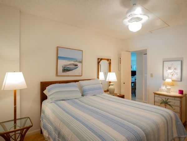Marco Island Condo 1010787