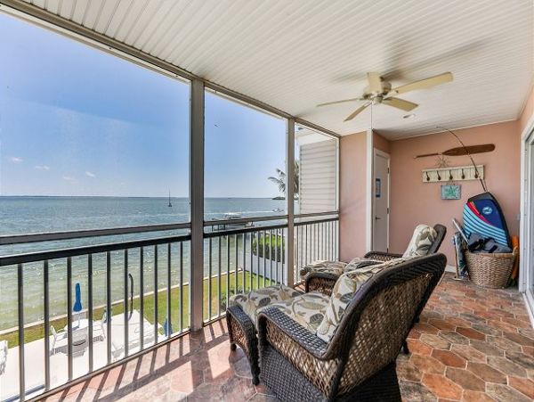 Captiva 2 Bedroom Condo Bay Views Sleeps 4 Walk To Beach
