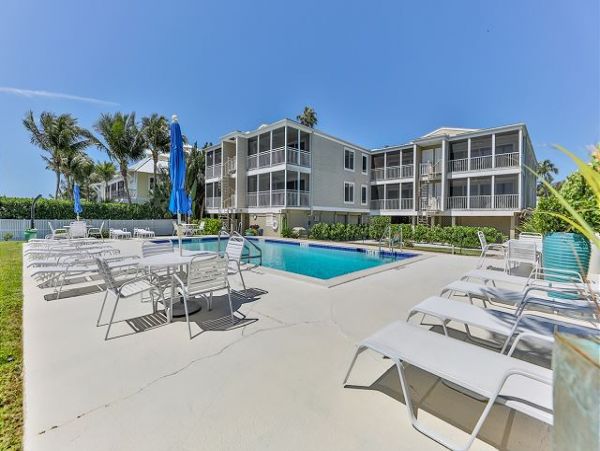 Captiva 2 Bedroom Condo Bay Views Sleeps 4 Walk To Beach