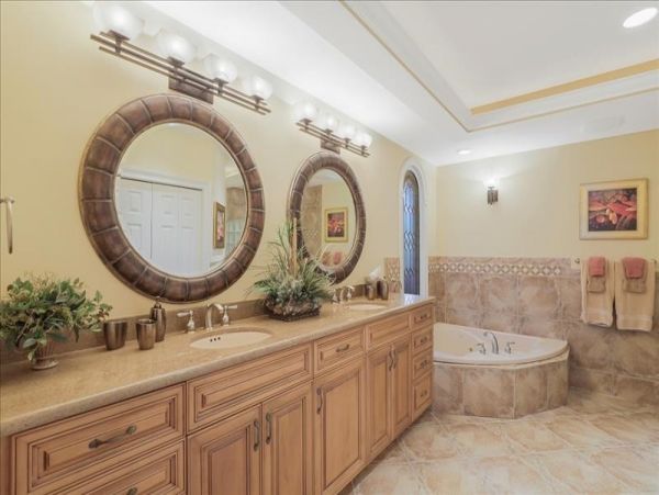 Marco Island Home 1010789