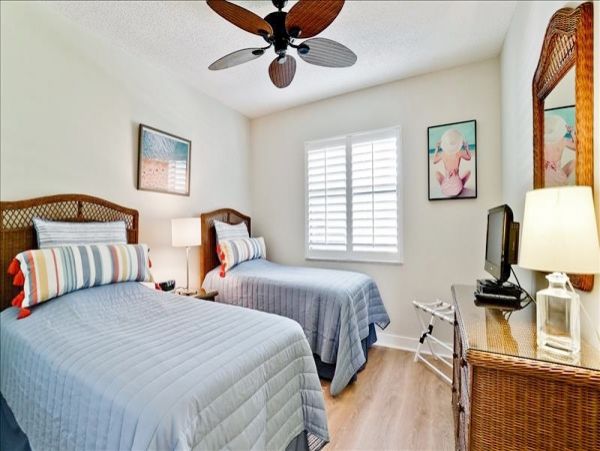 Anna Maria Island Holmes Beach Condo 1010790