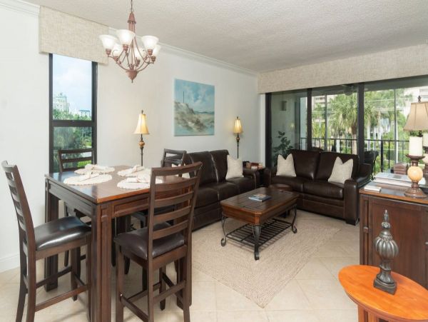 Marco Island Vacation Rental Near Beach & Attractions