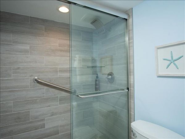 Marco Island Beachfront 2 Bedroom Condo Sleeps 6 Guests
