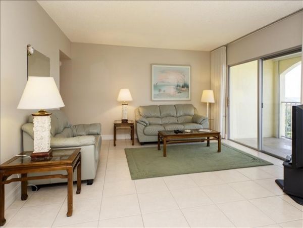 Across From Beach with Gulf Views in Marco Island