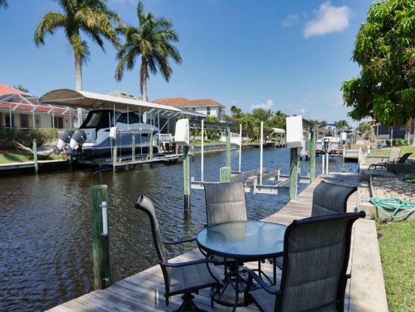 Cape Coral Vacation Home Three Bedroom Salt Water Pool