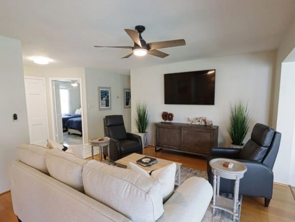 Cape Coral Vacation Home Three Bedroom Salt Water Pool