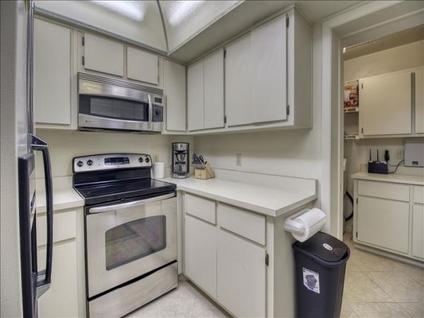 Three Bedroom Condo steps to the Beach