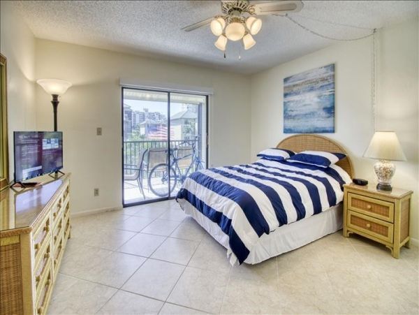 Three Bedroom Condo steps to the Beach