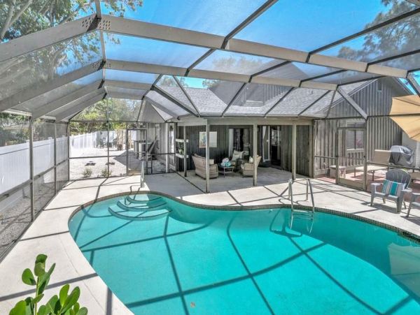 Anna Maria Island Holmes Beach Home 1010801