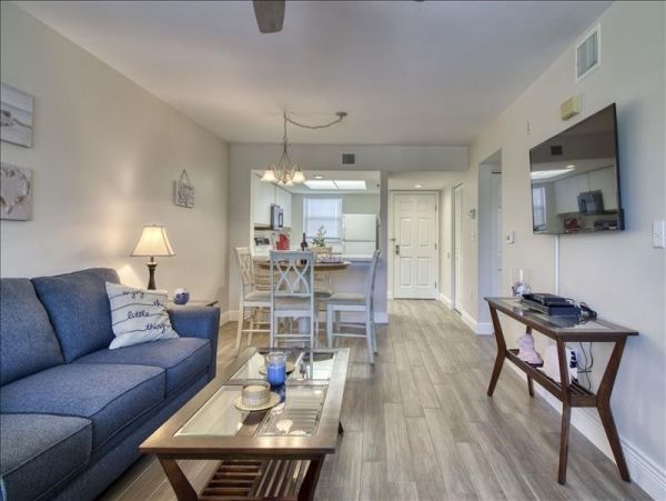Marco Island Condo 1010802