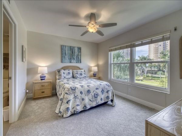Marco Island Condo 1010802