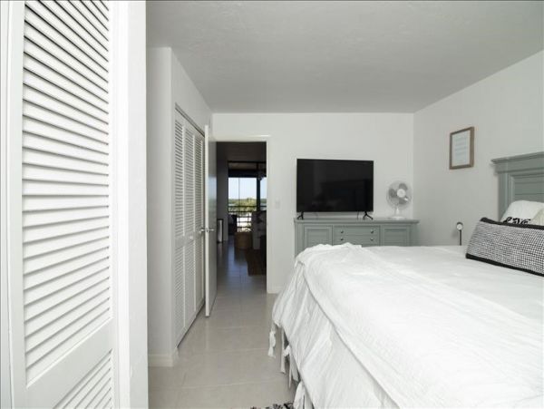 Marco Island Condo 1010803