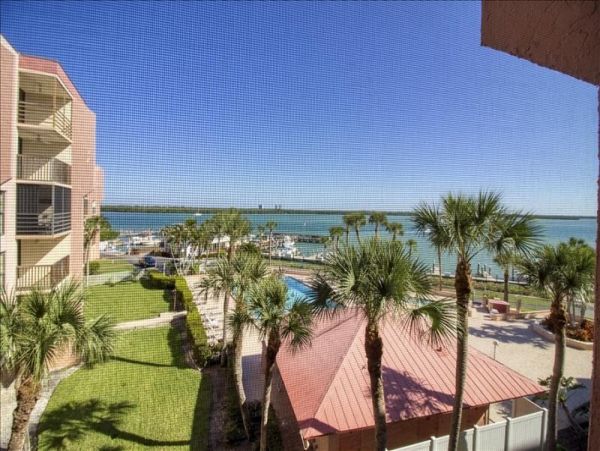 Marco Island Condo 1010803