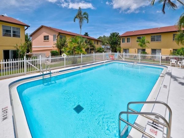 Anna Maria Island Holmes Beach Condo 1010804