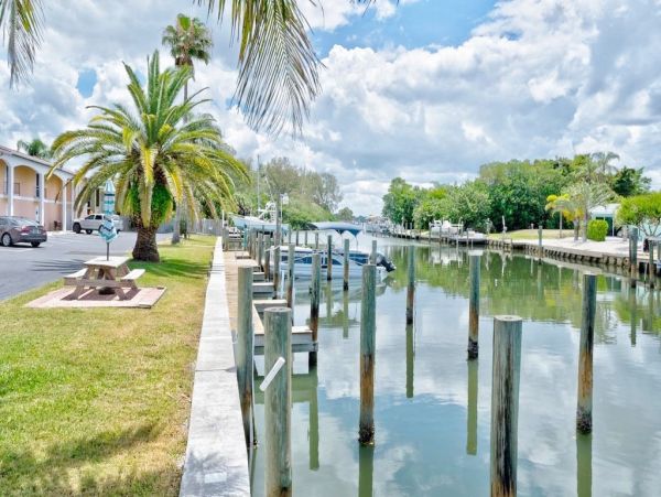 Anna Maria Island Holmes Beach Condo 1010804