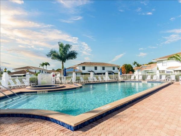 Marco Island Condo 1010808