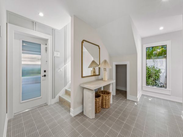 Bradenton Beach Vacation Home Seven Bedroom