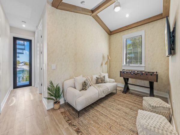Bradenton Beach Vacation Home Seven Bedroom