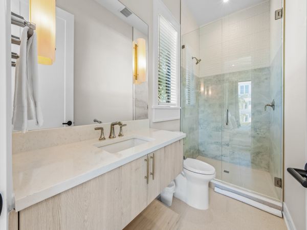 Bradenton Beach Vacation Home Seven Bedroom