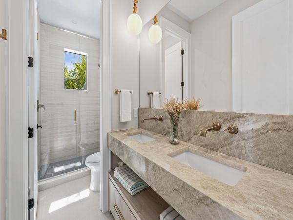 Bradenton Beach Vacation Home Seven Bedroom