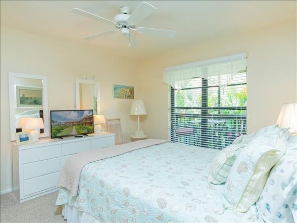 Marco Island Condo 1010812
