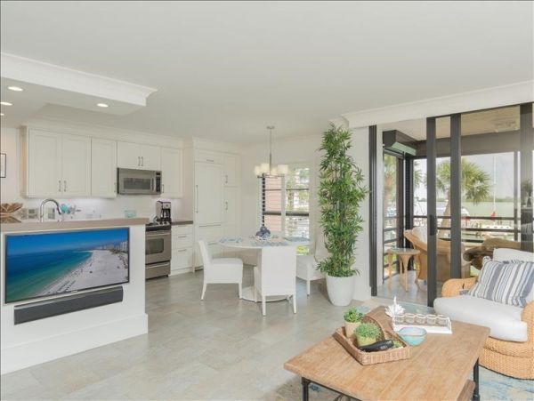 Marco Island Condo 1010817