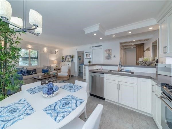 Marco Island Condo 1010817