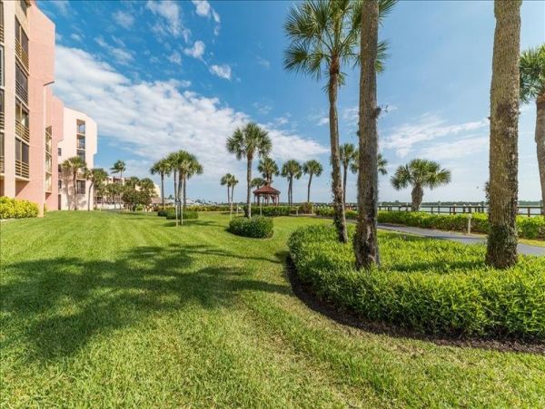 Marco Island Condo 1010817