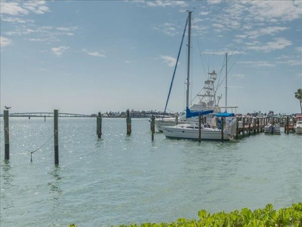 Marco Island Condo 1010817