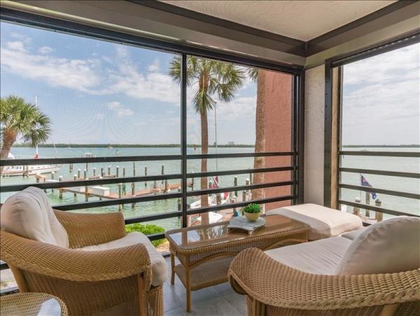 Marco Island Condo 1010817