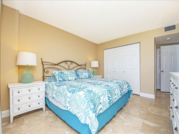 Marco Island Condo 1010820