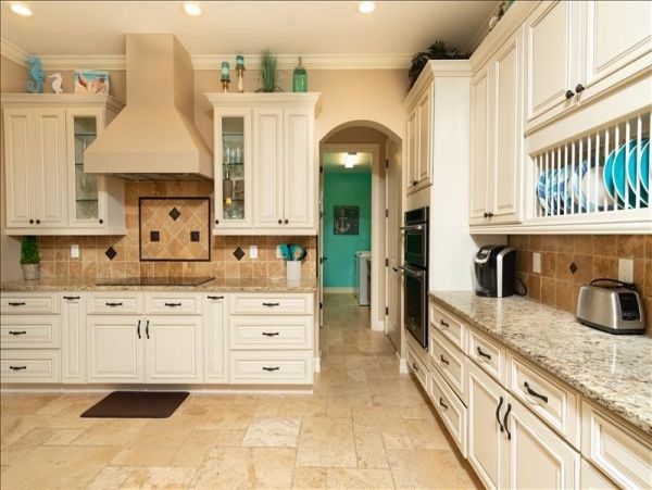 Beautiful 4 Bedroom Waterfront Home in Marco Island