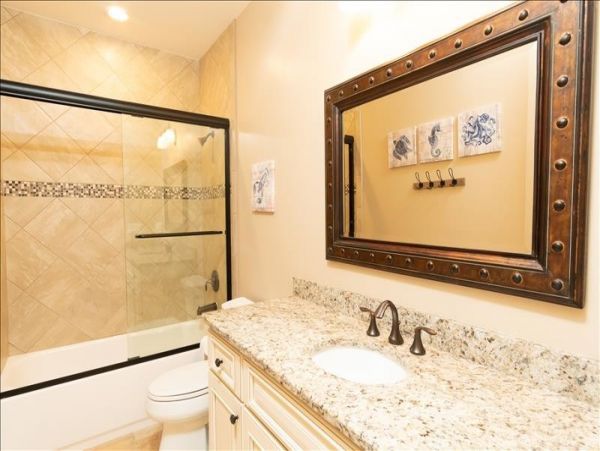 Beautiful 4 Bedroom Waterfront Home in Marco Island