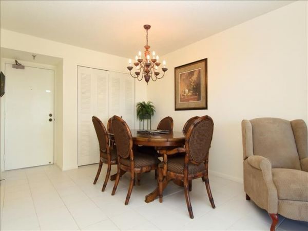 Marco Island Condo 1010822