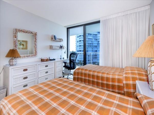 Marco Island Condo 1010824