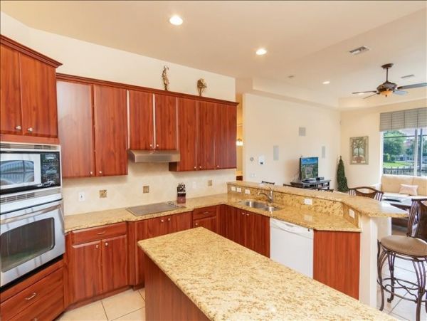 Immaculate 5 Bedroom Home in Marco Island Sleeps 12