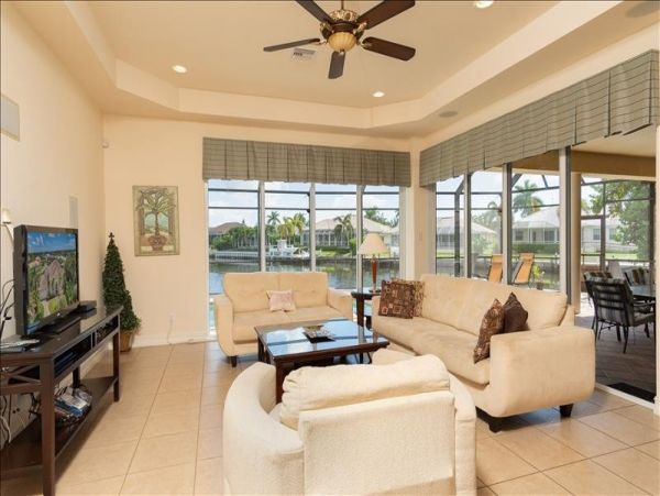 Immaculate 5 Bedroom Home in Marco Island Sleeps 12