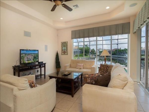 Immaculate 5 Bedroom Home in Marco Island Sleeps 12