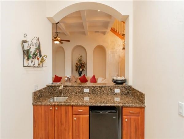 Immaculate 5 Bedroom Home in Marco Island Sleeps 12