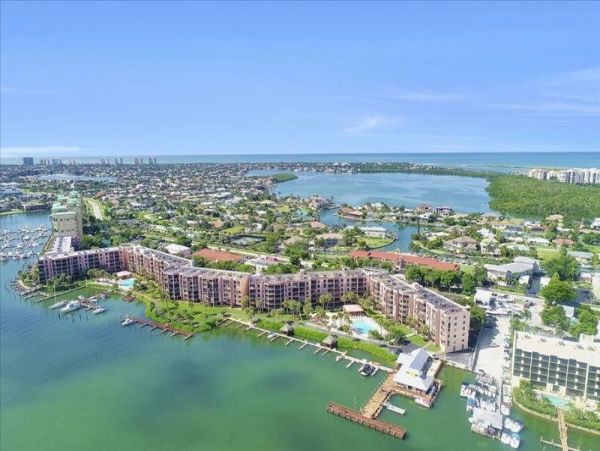 Marco Island Condo 1010831